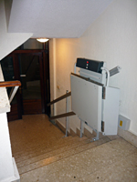 Plataforma salvaescaleras recta modelo Logic de Vertitec