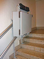 Plataforma salvaescaleras recta modelo Logic de Vertitec