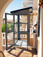 Plataforma salvaescaleras vertical modelo a28 de Vertitec