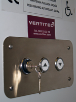 Plataforma salvaescaleras vertical modelo Izaro de Vertitec